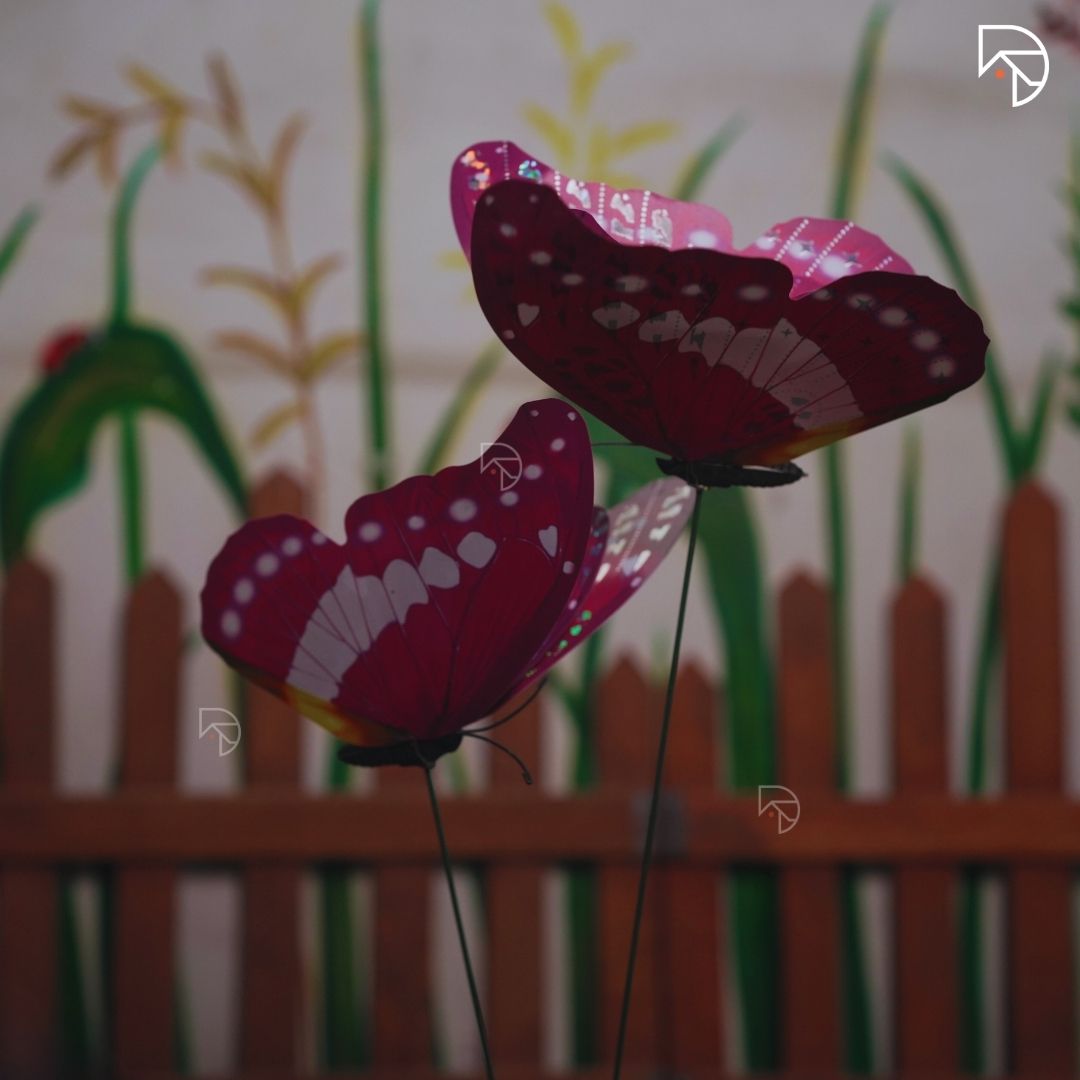 Flutter Bloom Garden Butterfly