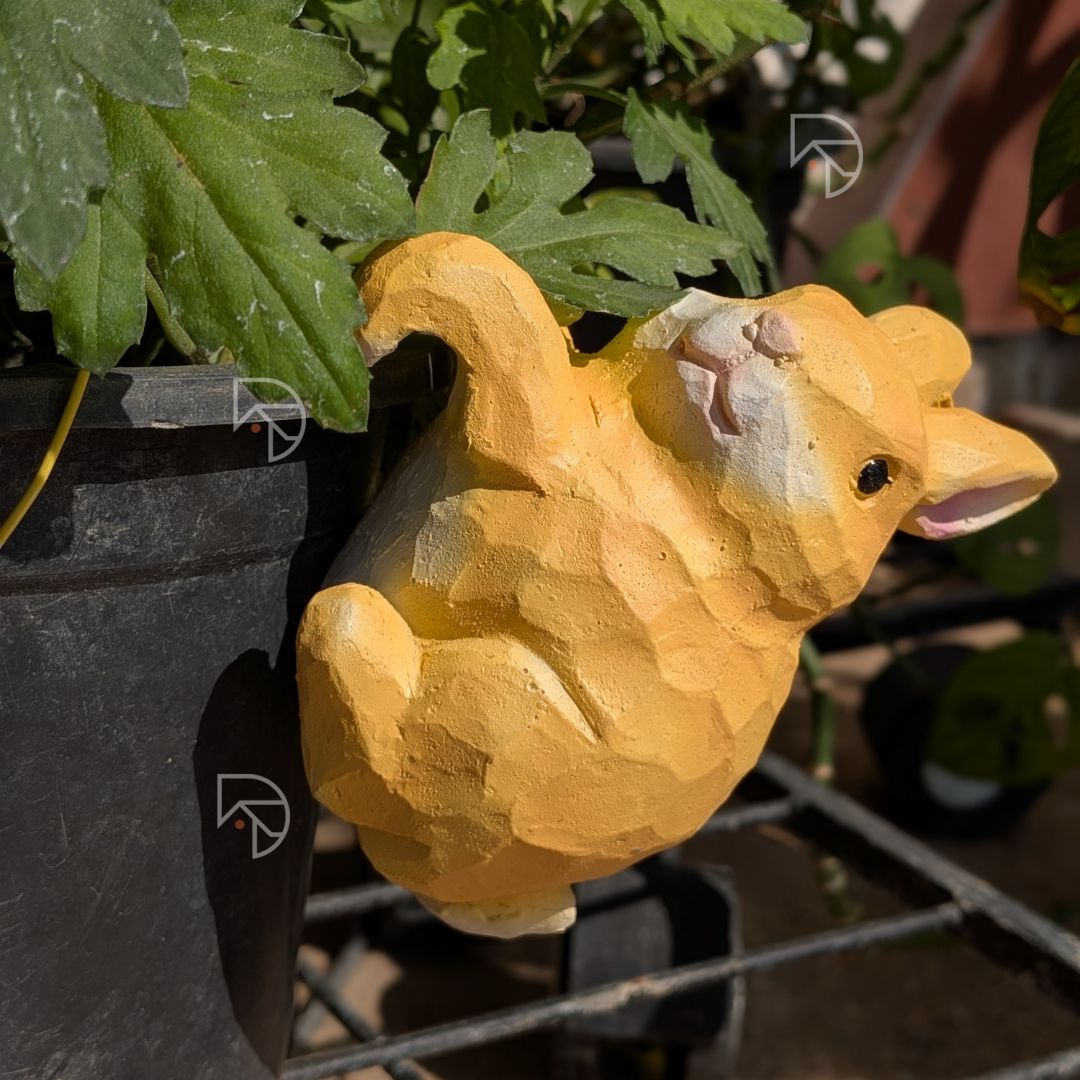 Hanging Cat Pot Hanger | Resin Climbing Cat Figurine | Pack of 2