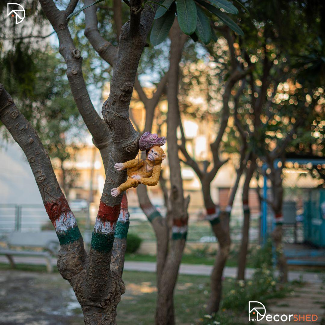 Hanging Monkey - The Decorshed