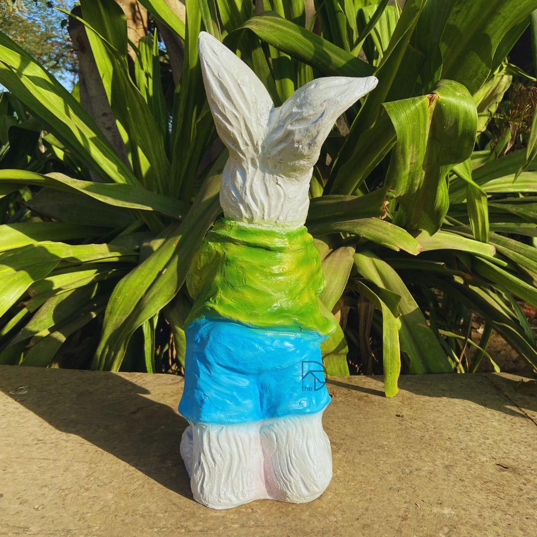 Bunny With Carrot Home Decor Statue