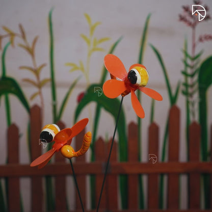 Bee Bloom Garden Spinner