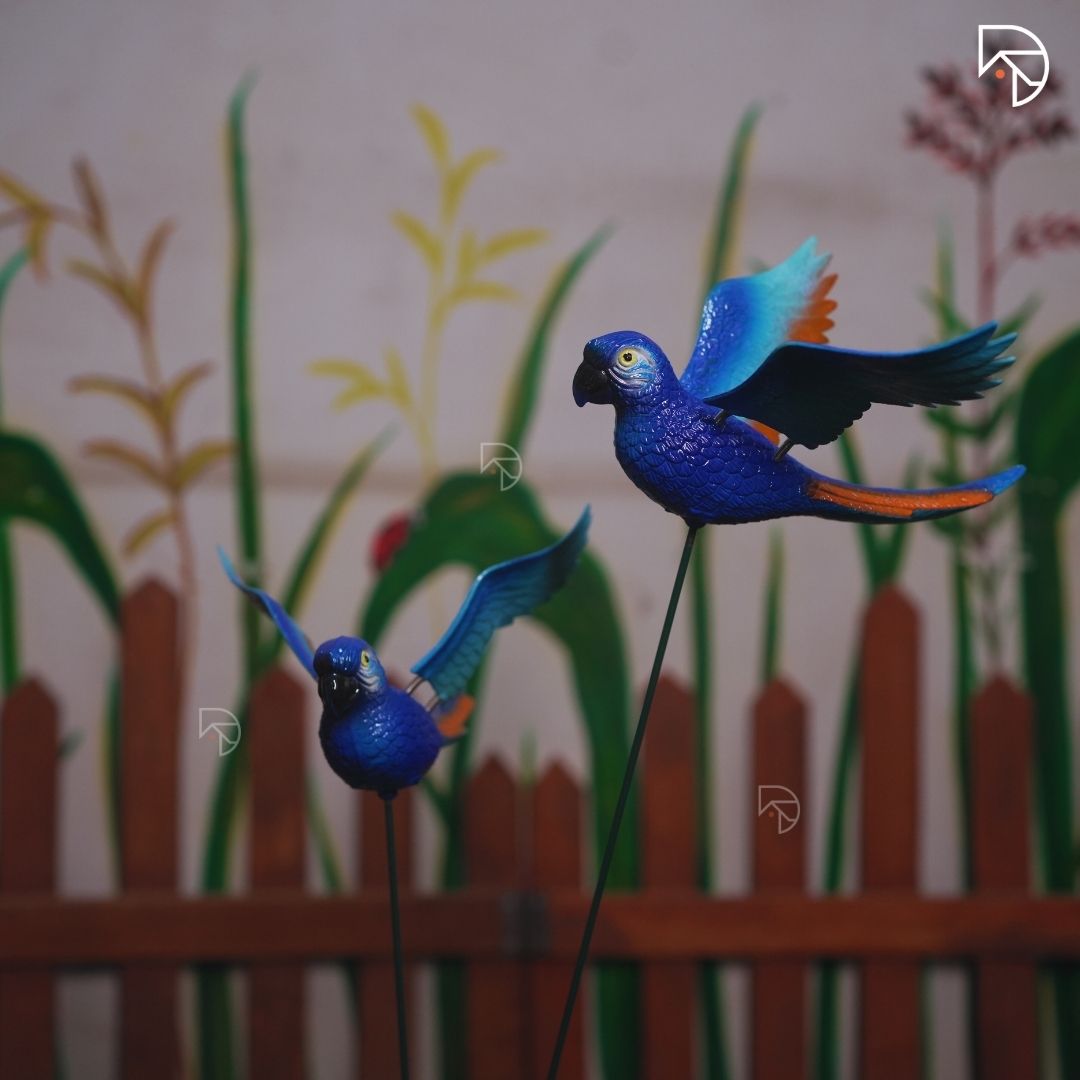 Flying Parrot Garden Stake
