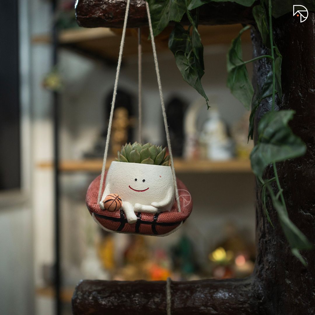 Hanging Smiley Face Planter with Basketball for Gift Balcony decor Home Decor