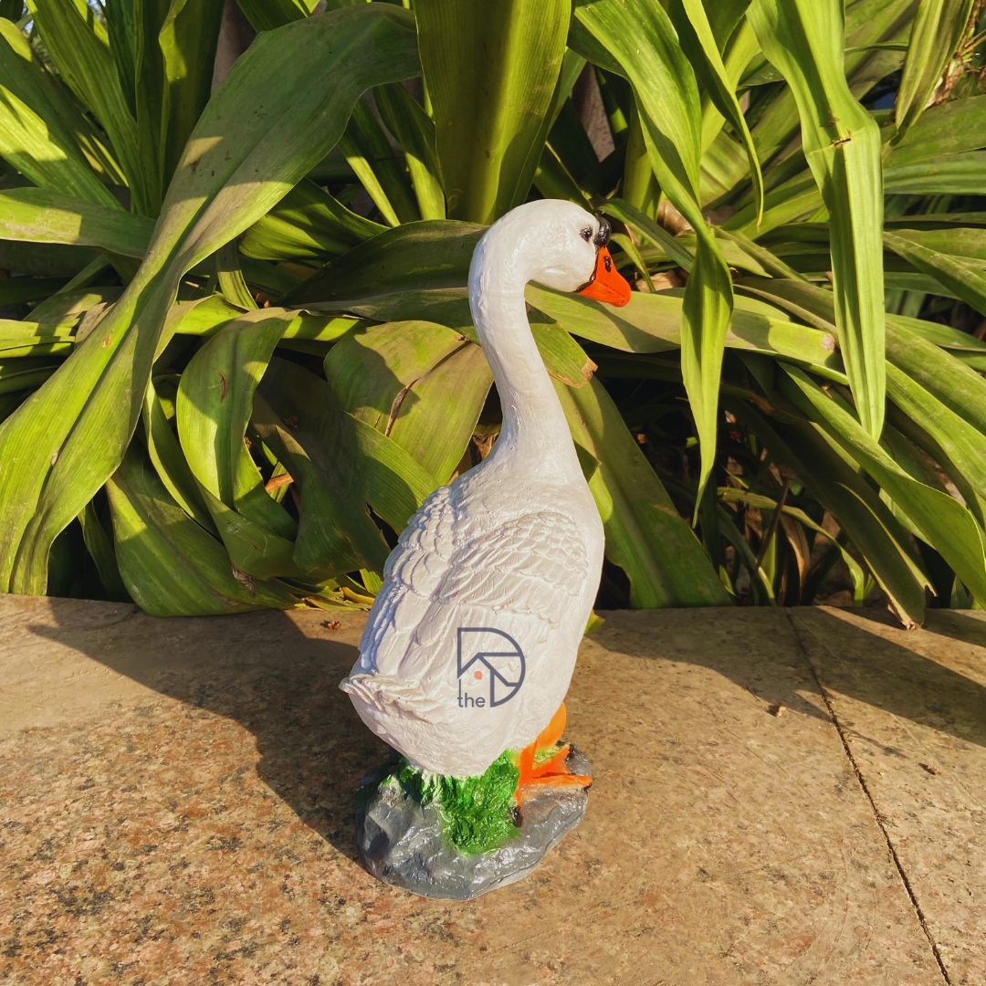 Small Duck with Egg - Cute Resin Duck Statue -    The Decorshed