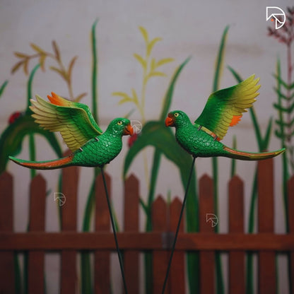 Flying Parrot Garden Stake