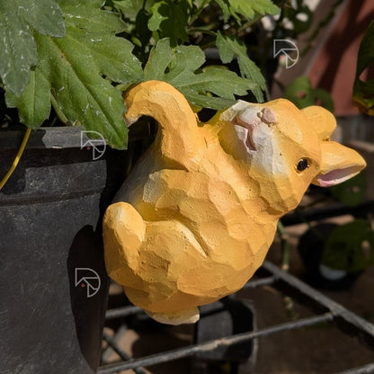 Hanging Cat Pot Hanger | Resin Climbing Cat Figurine | Pack of 2