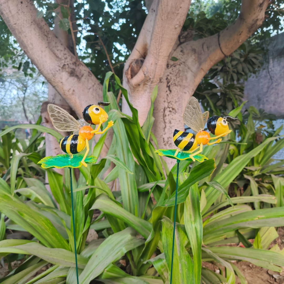 Bee Garden Stakes for Garden Decor