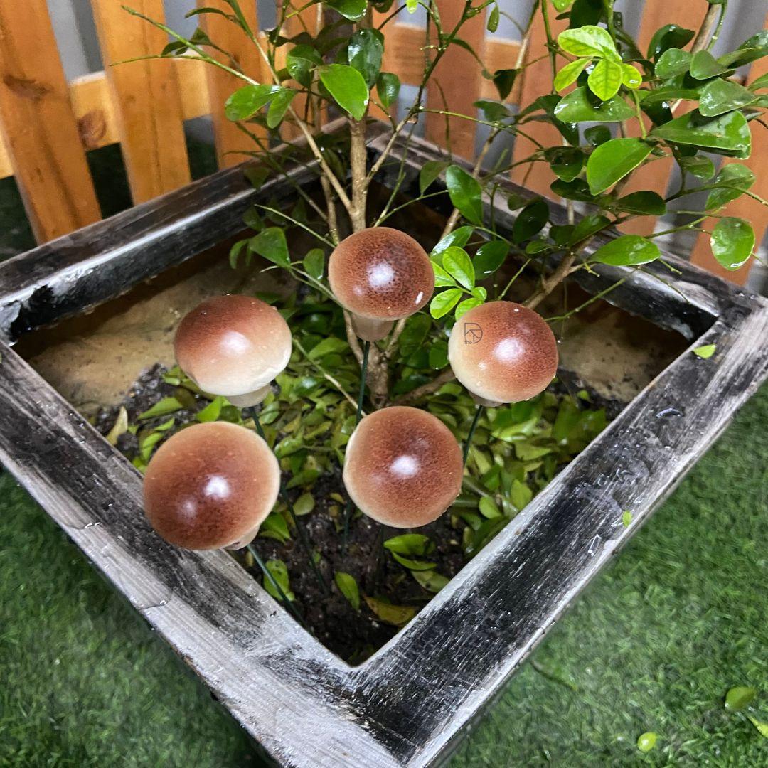 Big Mushroom Garden Stakes - The Decorshed