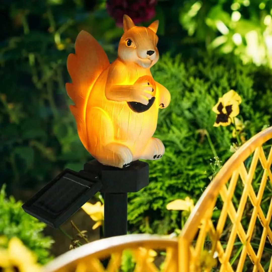 Solar Squirrel Garden Pathway Light | LED Outdoor Lawn & Walkway Decorative Stake Light