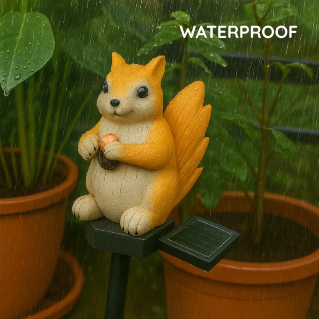 Solar Squirrel Garden Pathway Light | LED Outdoor Lawn & Walkway Decorative Stake Light