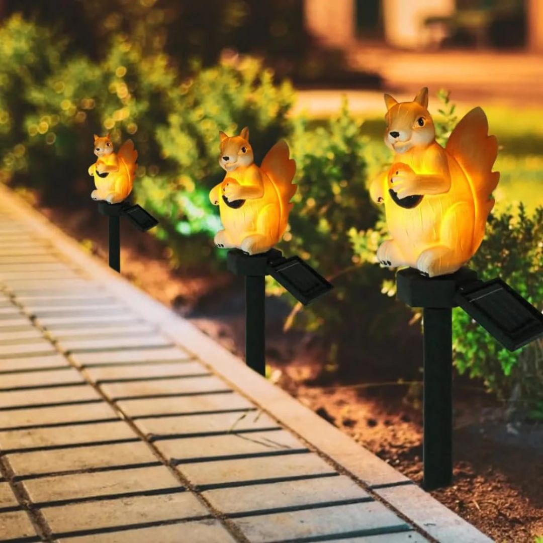 Solar Squirrel Garden Pathway Light | LED Outdoor Lawn & Walkway Decorative Stake Light