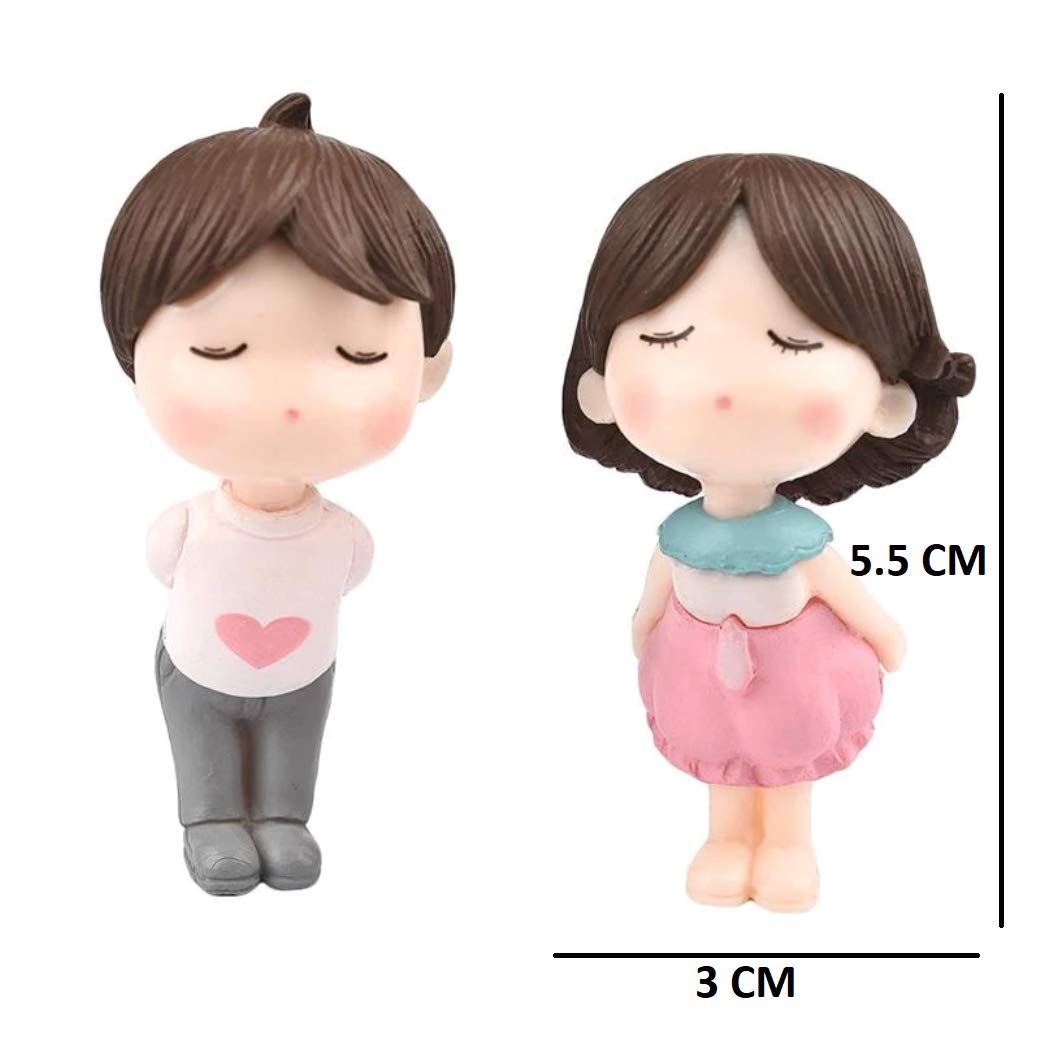 Miniature "Kissing Couple" for Gift / Birthday Cake Decor