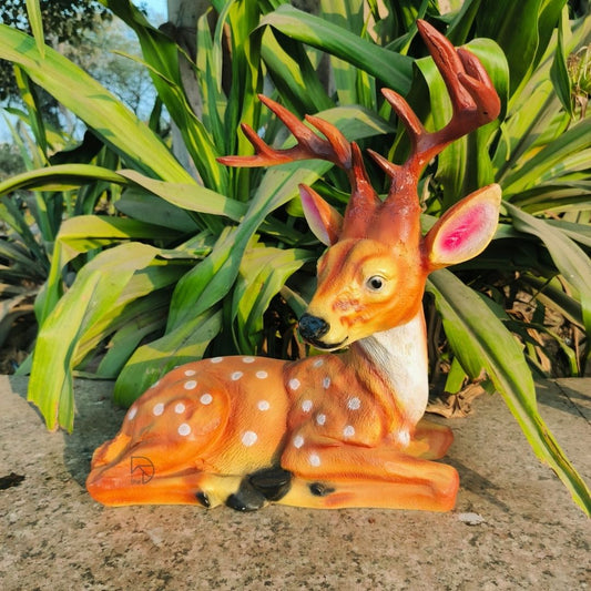 Sitting Deer with horn for Garden Decor