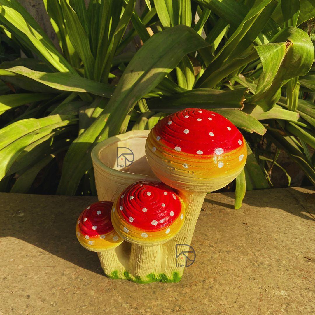 Mushroom Garden Pot - The Decorshed