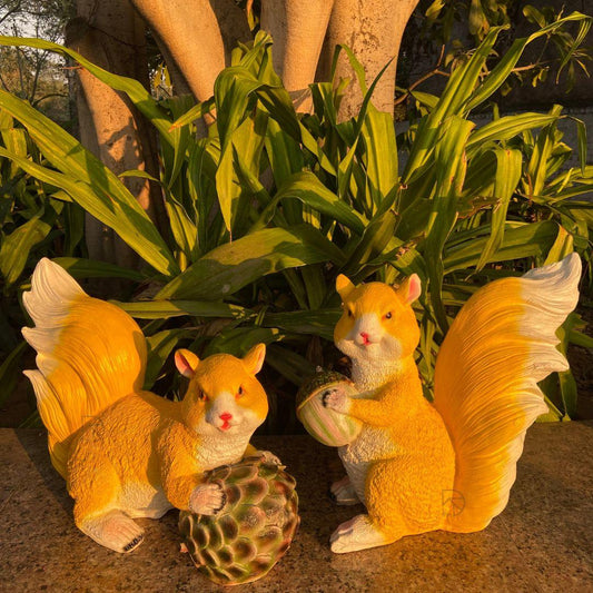 Big Squirrel Statues For Graden - The Decorshed