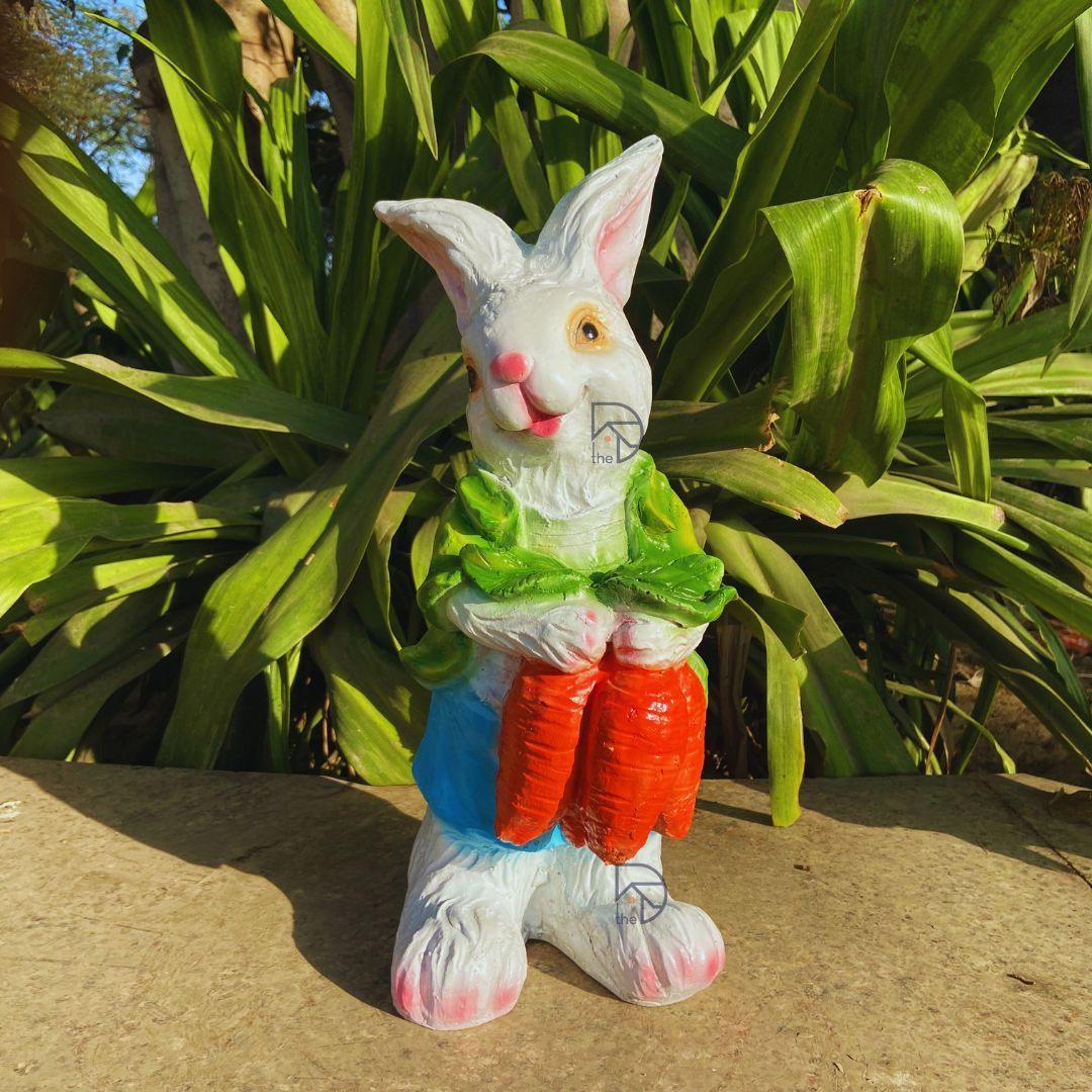 Bunny With Carrot Home Decor Statue - The Decorshed