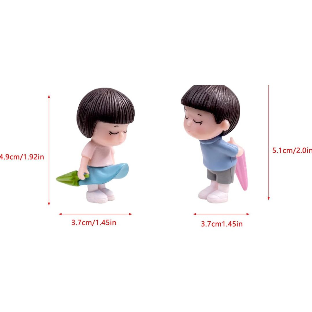 Miniature Couple with Umbrella for Bonsai Tray Decor