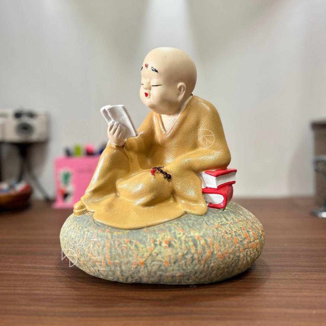 Monk Statue For Table Decor - The Decorshed