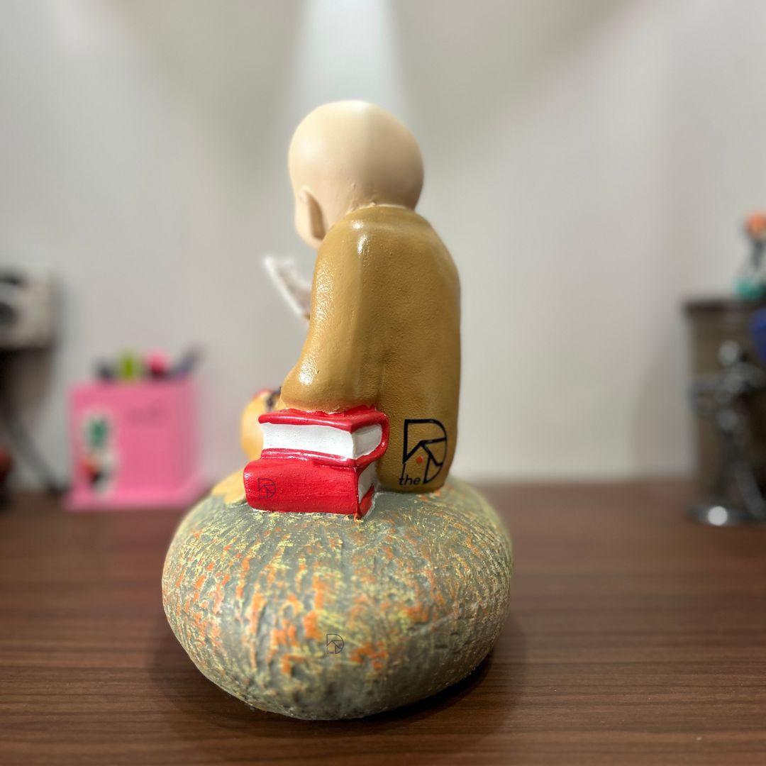 Monk Statue For Table Decor - The Decorshed