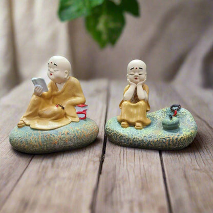 Monk Statue For Table Decor - The Decorshed