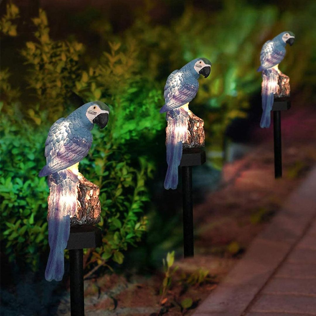 Solar Parrot Garden Light for Outdoor Decor & Pathway Lighting