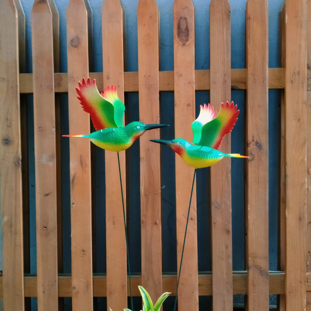 Hummingbird Garden Stakes – Set of 2 Decorative Bird Plant Picks