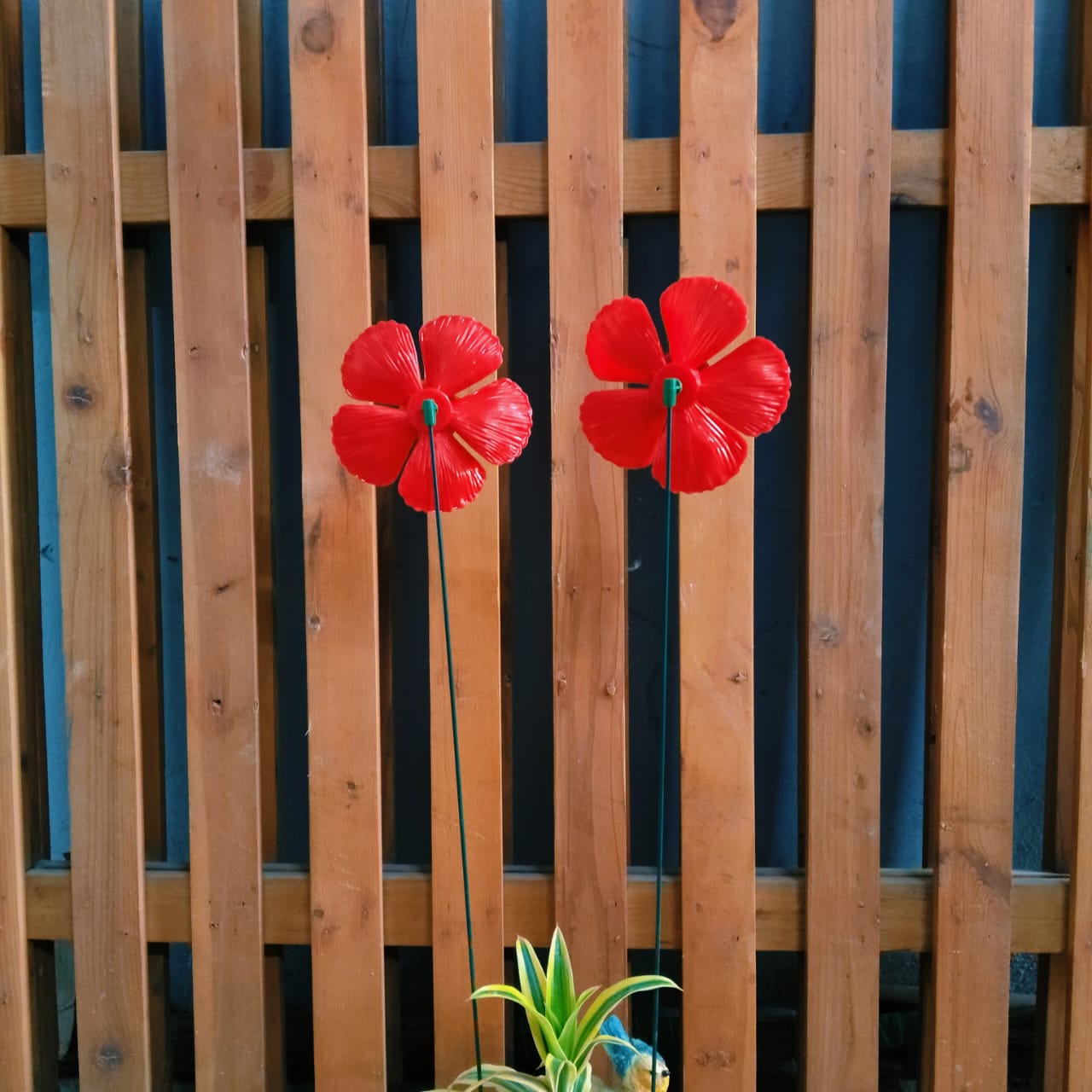 Poppy & Cosmos Flower Garden Stake | Plant Pot Stakes (Set of 2)