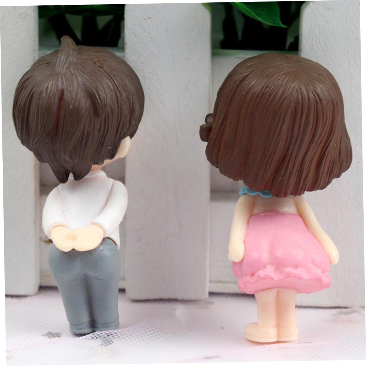 Miniature "Kissing Couple" for Gift / Birthday Cake Decor