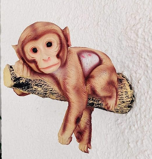 Monkey on wood for Garden